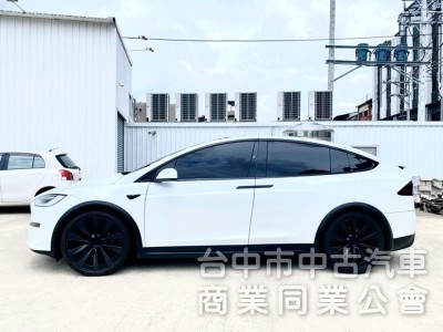 2023 全新改款 LR 7人座 選配米白內裝 EAP全智慧駕駛 YOKE方向盤 22吋Turbine輪圈