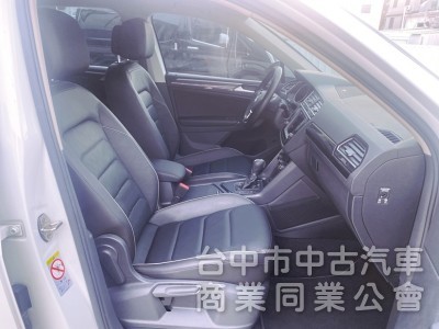 Tiguan 280 TSI Comfortline IKEY 電動座椅 ACC自動跟車 電動尾門 CarPlay！