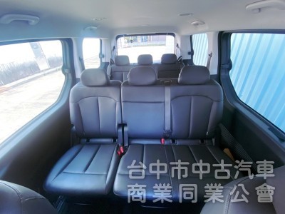 2024 Staria GLD-C 頂級8人座 數位儀錶 雙電動滑門 全速域自動跟車 6氣囊 原廠保固中！