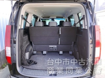 2024 Staria GLD-C 頂級8人座 數位儀錶 雙電動滑門 全速域自動跟車 6氣囊 原廠保固中！
