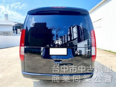 2024 Staria GLD-C 頂級8人座 數位儀錶 雙電動滑門 全速域自動跟車 6氣囊 原廠保固中！