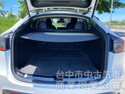 2023 性能Performance版 新式AMD晶片 選配EAP全自動駕駛 CCS2快充 原廠保固中！