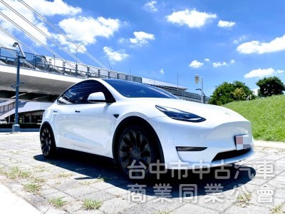 2023 性能Performance版 新式AMD晶片 選配EAP全自動駕駛 CCS2快充 原廠保固中！