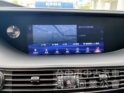 LS500 旗艦版  雙渦輪 後座電視影音 氣動按摩座椅 20吋鍍鉻霧黑鋁
