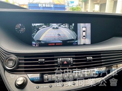 LS500 旗艦版  雙渦輪 後座電視影音 氣動按摩座椅 20吋鍍鉻霧黑鋁