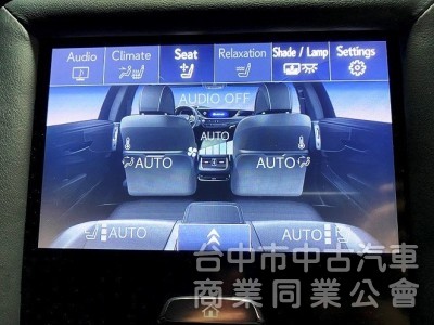 LS500 旗艦版  雙渦輪 後座電視影音 氣動按摩座椅 20吋鍍鉻霧黑鋁
