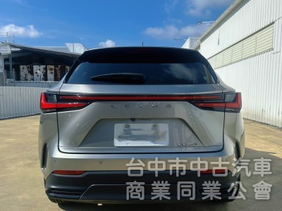 2022 Lexus NX200 豪華版 LSS+ 3.0智動駕駛 SEA安全離座