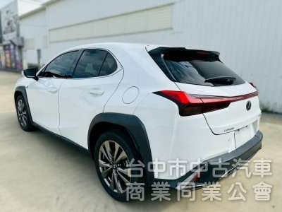 2021 Lexus ux200 f sport 低里程 電熱椅 賽車椅 盲點