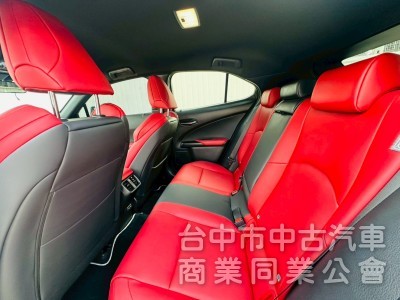 2021 Lexus ux200 f sport 低里程 電熱椅 賽車椅 盲點