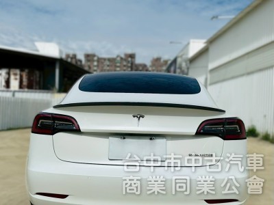 2022年 Tesla Model 3 Performance 極速快感