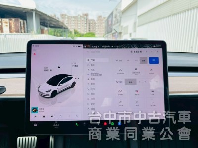 2022年 Tesla Model 3 Performance 極速快感