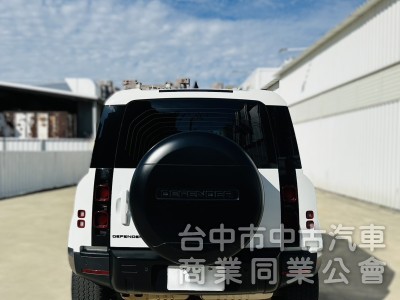 硬派越野大滿配 全地形反應系統 氣壓避震 冰箱 全景天窗 20吋輪圈,,,,