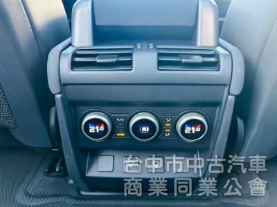 硬派越野大滿配 全地形反應系統 氣壓避震 冰箱 全景天窗 20吋輪圈,,,,