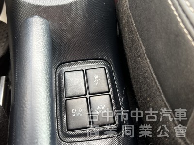 【低於行情出清福利車】我跑最少市場最便宜 高清倒車顯影 大電池8年16萬保固 油電 原裝進口 一手 盲點 定速 iKEY