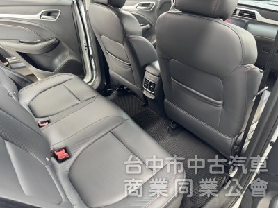 鑫華富汽車MG ZS 1.5 旗艦版