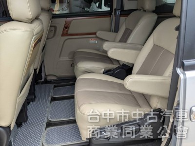 一手車.原版件.只跑94000公里.頂級豪華7人座.安卓機