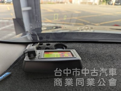 2017款一手車.全車原版件.只跑10萬公里.頂級滿配