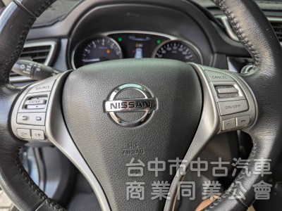2017款一手車.全車原版件.只跑10萬公里.頂級滿配
