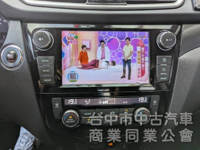 2017款一手車.全車原版件.只跑10萬公里.頂級滿配