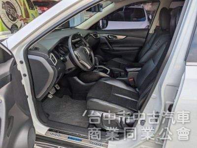 2016款一手車.認證車.只跑89000公里.頂級滿配