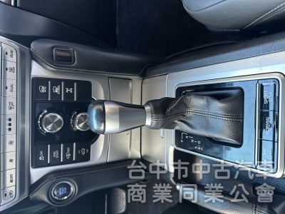 2019年豐田 Toyota Prado vx 4.0汽油 七人坐 四輪傳動