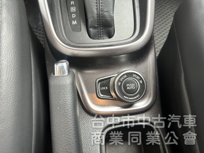 2023年 Vitara 1.4cc 四輪傳動