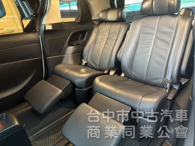 2019年 Previa 2.4cc 頂級 天窗 雙滑門