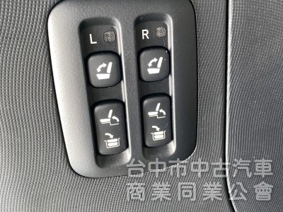 2019年 Previa 2.4cc 頂級 天窗 雙滑門