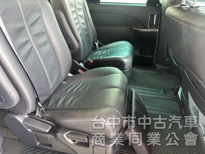 2019年 Previa 2.4cc 頂級 天窗 雙滑門