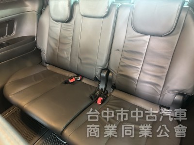 2019年 Previa 2.4cc 頂級 天窗 雙滑門