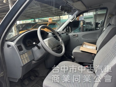 2004年豐田 Hiace Solemio 2.7cc 手排 手排 