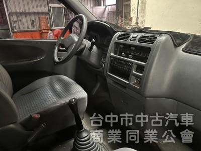 2004年豐田 Hiace Solemio 2.7cc 手排 手排 