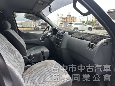 2004年豐田 Hiace Solemio 2.7cc 手排 手排 