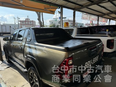 2023年領牌 跑2萬公里 海力士 Hilux 2.8cc