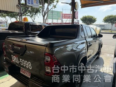 2023年領牌 跑2萬公里 海力士 Hilux 2.8cc