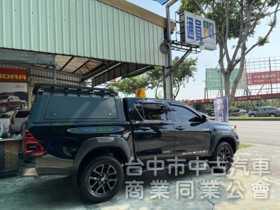 2021年跑4萬km Hilux 2.8cc 雙廂式 廂式 員通