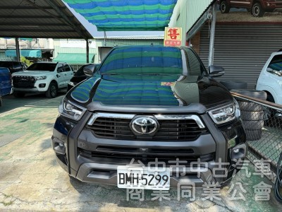 2021年跑4萬km Hilux 2.8cc 雙廂式 廂式 員通