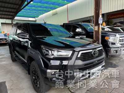 2021年跑4萬km Hilux 2.8cc 雙廂式 廂式 員通