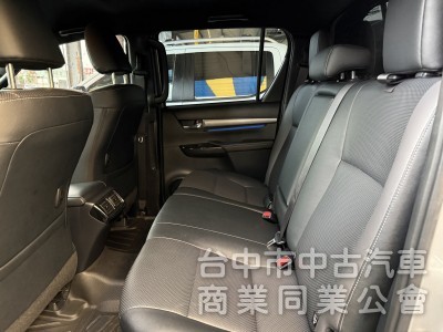 Hilux 四輪傳動 2024年 跑1萬公里