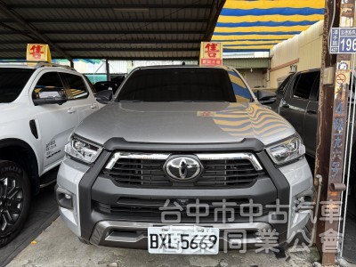 Hilux 四輪傳動 2024年 跑1萬公里