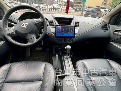 【 2016 Mitsubishi CMC Zinger 2.4 】  #原鈑件