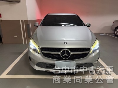 2015/11出廠 M-Benz A-Class A180 總代理 小改款 原鈑件