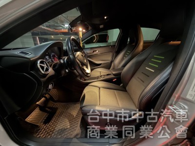 2015/11出廠 M-Benz A-Class A180 總代理 小改款 原鈑件