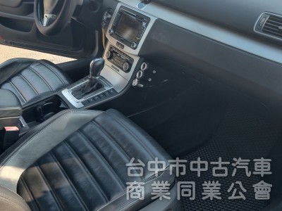 2011年PASSAT CC