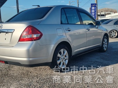 2013 TIIDA