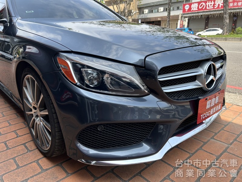 C300