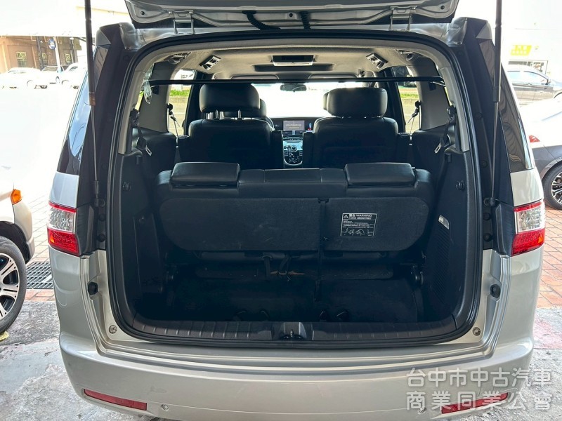 MPV 7人座