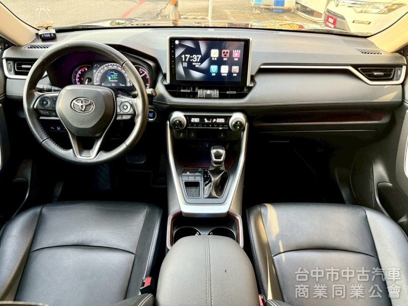 頂級旗艦版，360環景，apple carplay，原版件