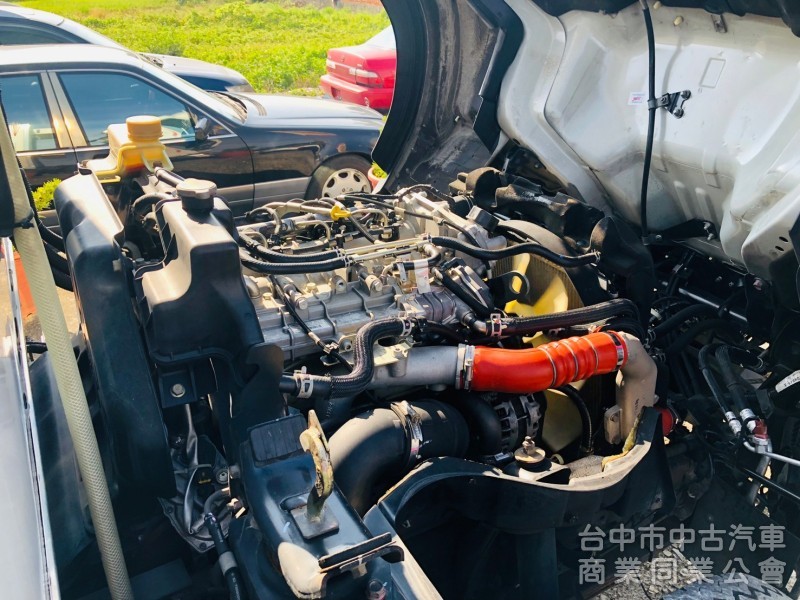 一手車！原廠保養！實跑16萬！原鈑件！載重5頓！可換貨斗！可全貸！大甲在地深耕27年老店！