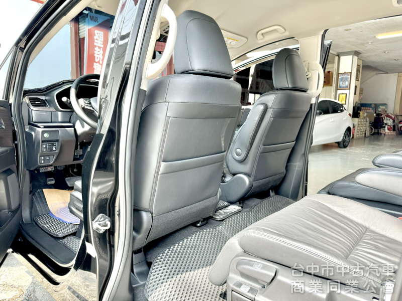 末代大改款！原廠保養！ACC跟車 電動側滑門 CarPlay 車道維持 LED頭燈！原鈑件！可全貸！大甲在地30年老店！